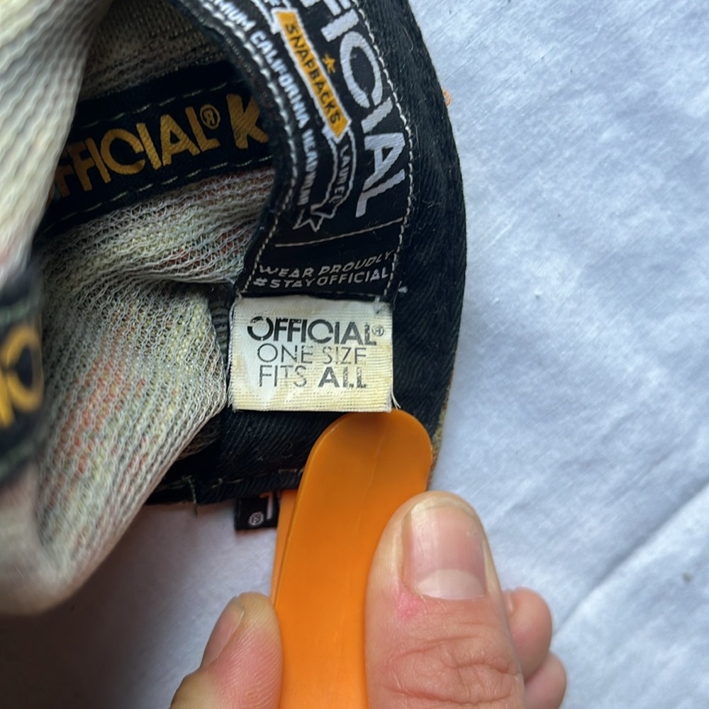Official Snapback - Picture 3 of 4